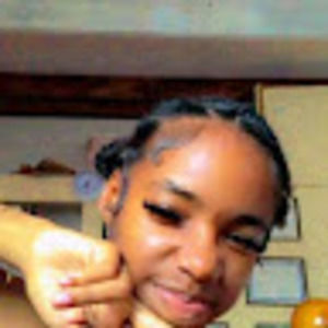 Meet your Posher, Niña